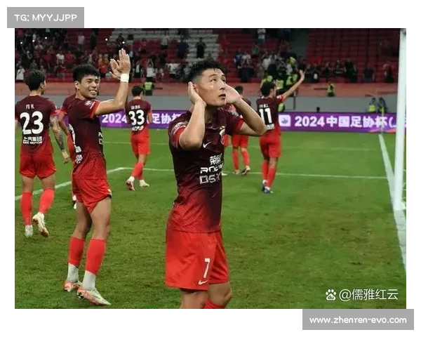 世界杯上海上港球员宣布退役 引发国内足球热议 世界杯上海上港球员宣布退役 引发国内足球热议