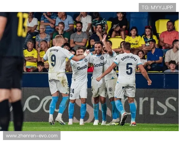 莫雷诺墨西哥城一致判定胜埃尔切格豪取两连胜点燃主场激情再度沸